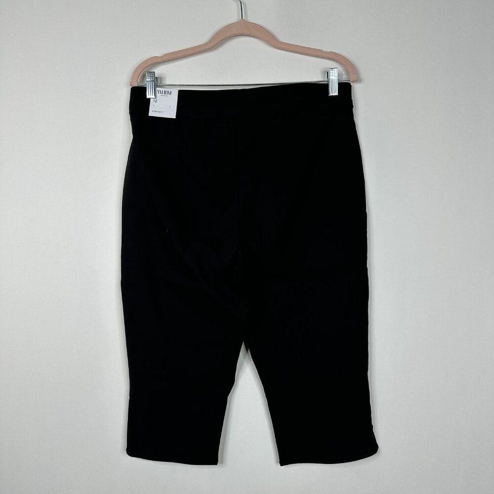 NWT White House Black Market Pullon Straight Capri Black 10 - Picture 3 of 9